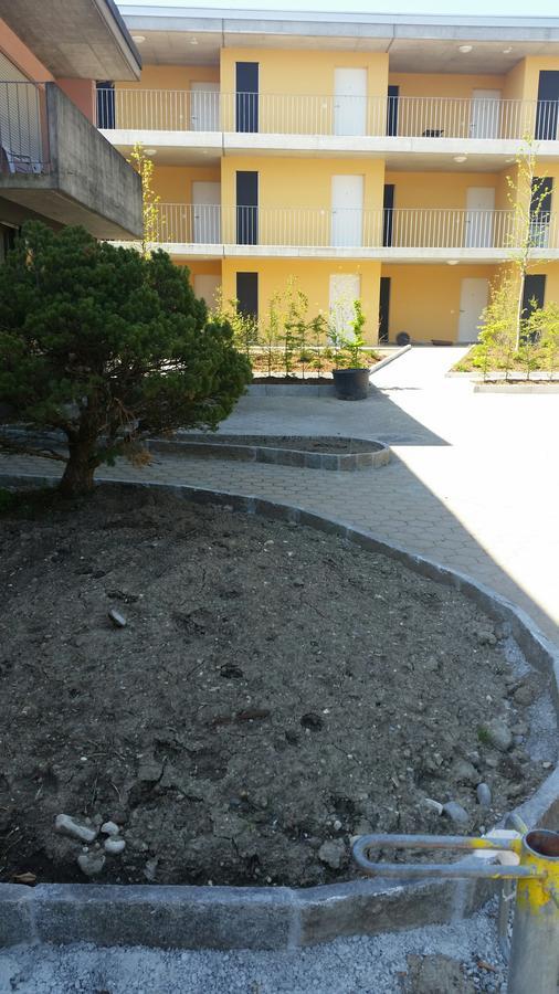 Hotel-T8 Unterentfelden Bagian luar foto