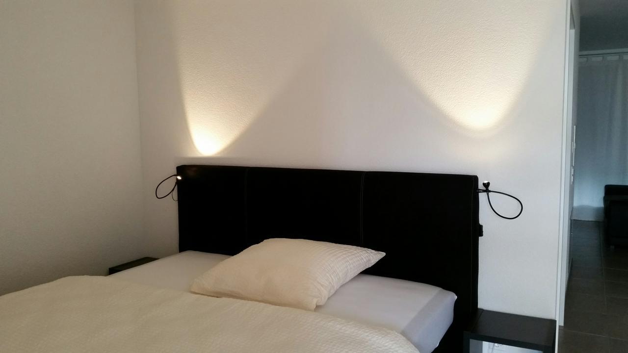 Hotel-T8 Unterentfelden Bagian luar foto